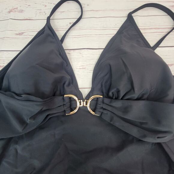 UniqueBella XL Black One-Piece Swimsuit with Gold Accent - Picture 3 of 6